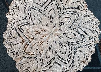 Serwetka ręcznie robiona - 60 cm.