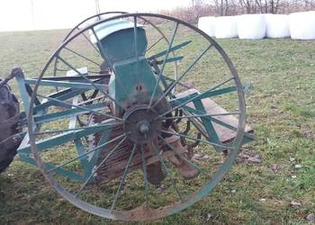 Siewnik     15stka Siewnik     15stka