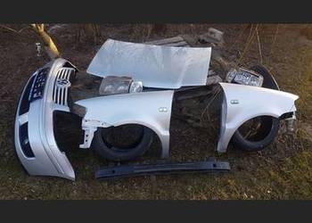 VW Polo 6N2 zderzak przód  kolor LA7W