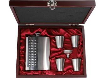 Elegancka Srebrna Piersiówka 8 oz z 4 Kieliszkami i Lejkiem