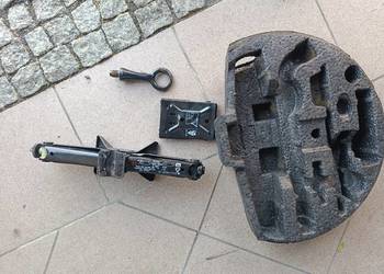 Jaguar XK8 wkład koła zapasowego podnośnik ucho OEM