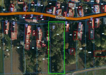 Działka rolna 2800 m2 w centrum wsi Grobniki - do odrolnienia