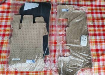 Oryginalne dywaniki welurowe Mercedes W251 krótka B66293347