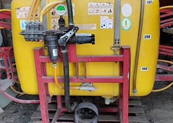 Sprzedam opryskiwacz pilmet 310
