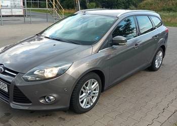 Ford Focus 2014 r. Kombi, TITANIUM, Hak, Bardzo ładny