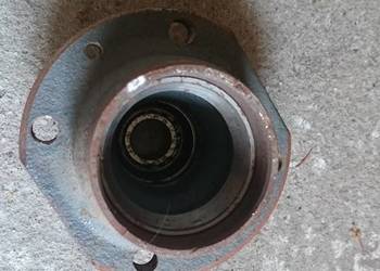 Piasta koła z łożyskiem Fiat 125p