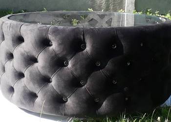 Pufy z pojemnikiem, stoliki glamour