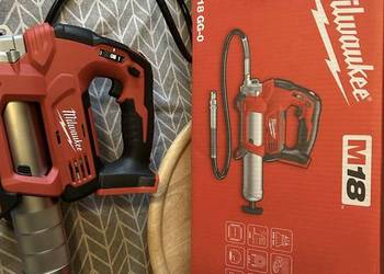 Smarownica tawotnica Milwaukee na baterie 18v
