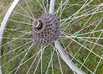 sprzedam pedały do roweru