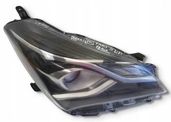 LAMPA PRAWA Toyota Yaris III LIFT prawa przednia przód EUROPEJSKA europa