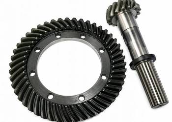 WAŁEK ATAKUJĄCY Z KOŁEM TALERZOWYM 14X47 NEW HOLLAND TT50 TT55 TT65 TT75