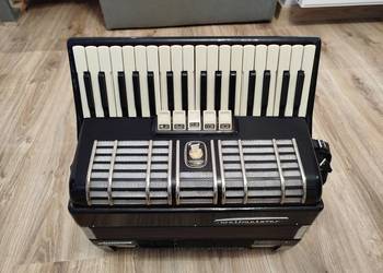 Akordeon weltmeister diana 80