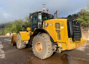 Ładowarka CAT 966M