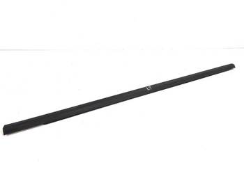 LISTWA ZGARNIAJĄCA PRZÓD LEWY VW T-ROC