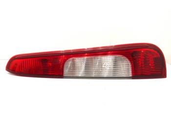 LAMPA PRAWY TYŁ FORD FOCUS C-MAX Minivan 03-07 ŚWIATŁO TYLNA, PRAWA