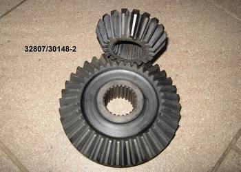 Para kół Z-36/Z20 wieloklin do prasy New Holland