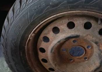 Opony Good Year Ultragrip M+S 215/65R16 2szt z felgami stalowymi