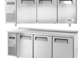 Stół Chłodniczy 3-Drzwiowy 291l Kitchen Line Hendi 233382