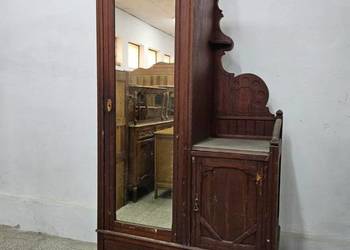 Stara szafa do przedpokoju holu