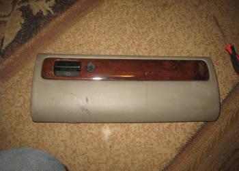 Schowek pokrywa schowka zamek dekor Volvo s70 v70 c70 96-04 Light grey drew