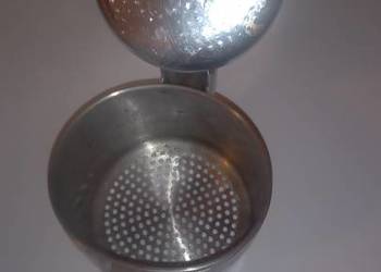 Antyk wyciskarka do czosnku wielkosci garnka 9 cm