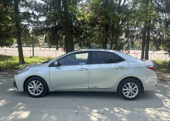 śliczna niezawodna toyota corolla