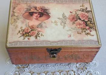 Zdobienie przedmiotów techniką decoupage - rękodzieło