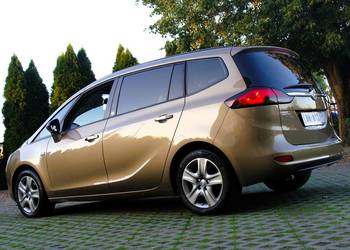 Opel Zafira 1.4 Turbo 140 KM sprowadzony 7 miejsc manual
