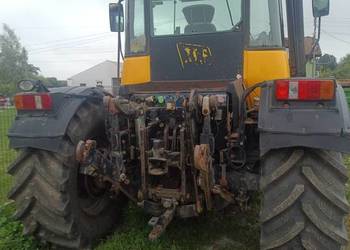 Ciagnik JCB Fastrack 3220