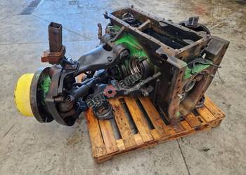 Przedni most ILS John Deere 8360R
