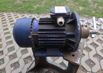 Silnik elektryczny  trójfazowy besel 1.5 kw  ,1400 obrotów