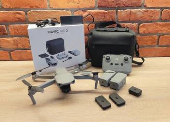 Dron DJI Air 2 fly more combo