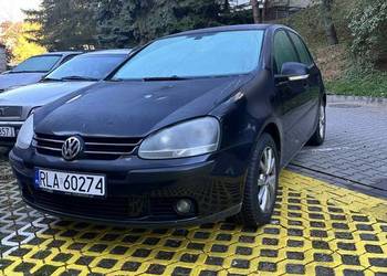Volkswagen golf 2004 , mały przebieg pilnie