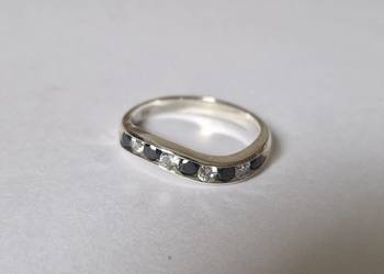 Srebrny pierścionek r 16 pr 925 cyrkonie białe czarne biało-czarne