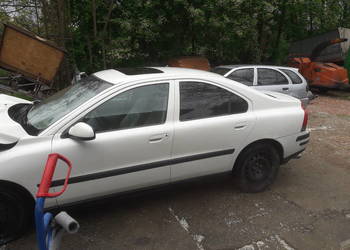 Nadkole nadkola tylne tył prawe lub lewe Volvo s60 00-10