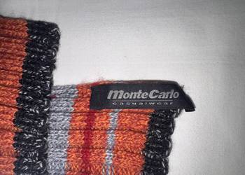 Szal firmy MonteCarlo Casuaiwear