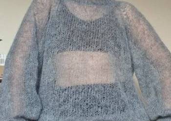 Moherowy sweter pajęczyna