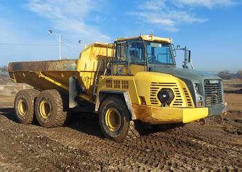 Wozidlo budowlane Komatsu HM 300 - 3 podobne do Volvo