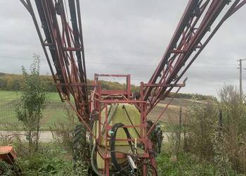 Opryskiwacz hardi 2400 l Opryskiwacz hardi 2400 l