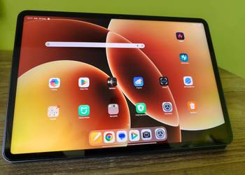 Tablet Xiaomi Pad 8 8/128 GB stan idealny, szkło Hofi, org etui Xiaomi