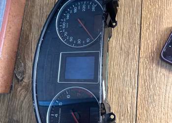 Licznik audi a4b6  8e0920900l