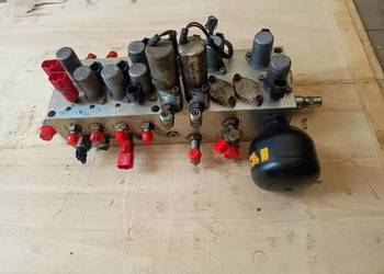 Zawór blokowy RRV04 11L17 104308-15  Komatsu PW 148