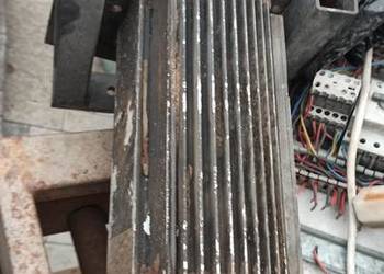 silnik 3 kW  50 Hz  z kołem na pasek rowkowy silnik 3 kW  50 Hz  z kołem na pasek rowkowy