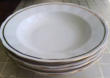 Elegancki zestaw 4 talerzy głębokich Castel FBC z porcelany Karolina