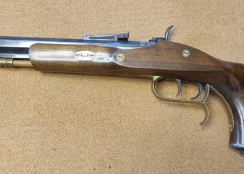 Pistolet czarnoprochowy PATRIOT hiszpańskiej firmy MENDI