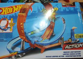 Tor samochodowy Kaskaderska Gigapętla Zestaw Hot Wheels