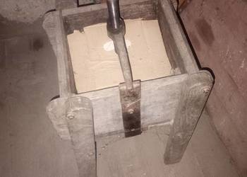 Stara prasa do wyciskania soków