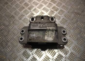 ŁAPA PODUSZKA SKRZYNI SEAT ALTEA 1.6 B 1K0199555