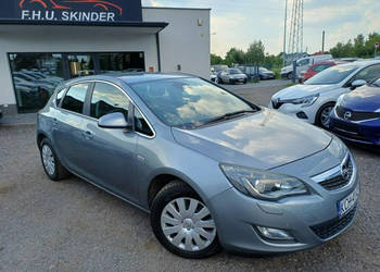 Opel Astra PółSkóra *BI-Xenon *GrzaneFotele *Climatronic *1 wł *Serwis *GW…