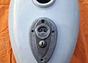 Zbiornik paliwa Jawa 250/350 ze stacyjką z amperomierzem